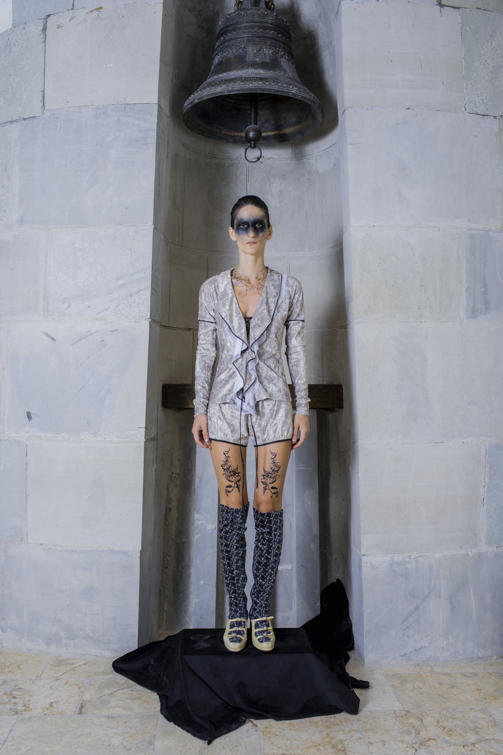 Look 1